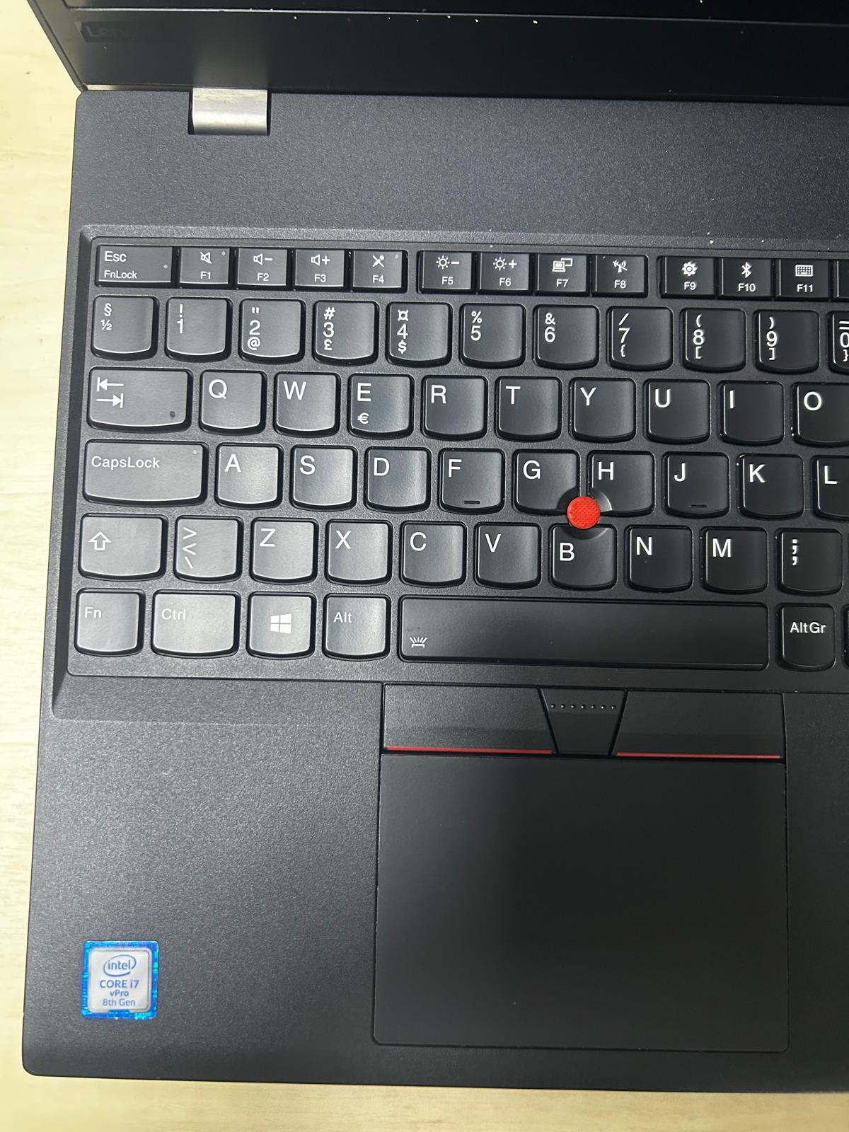 LENOVO Thinkpad T580 Intel Core i7-8650U 16 GB RAM 500 GB M.2 SSD 15'' Notebook