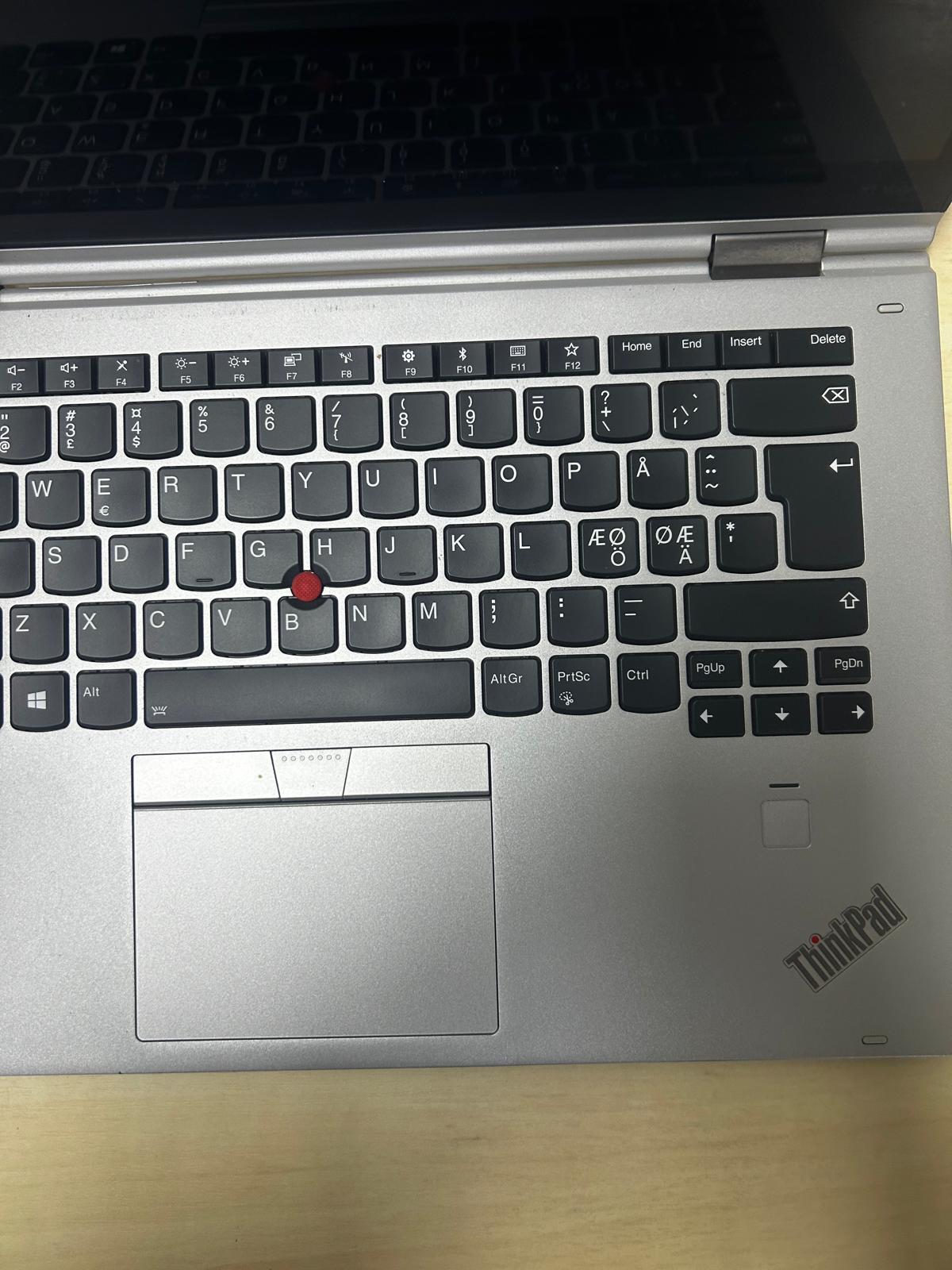 LENOVO Thinkpad X1 Yoga Intel Core i5-7200U 8 GB RAM 512 GB 14'' Notebook
