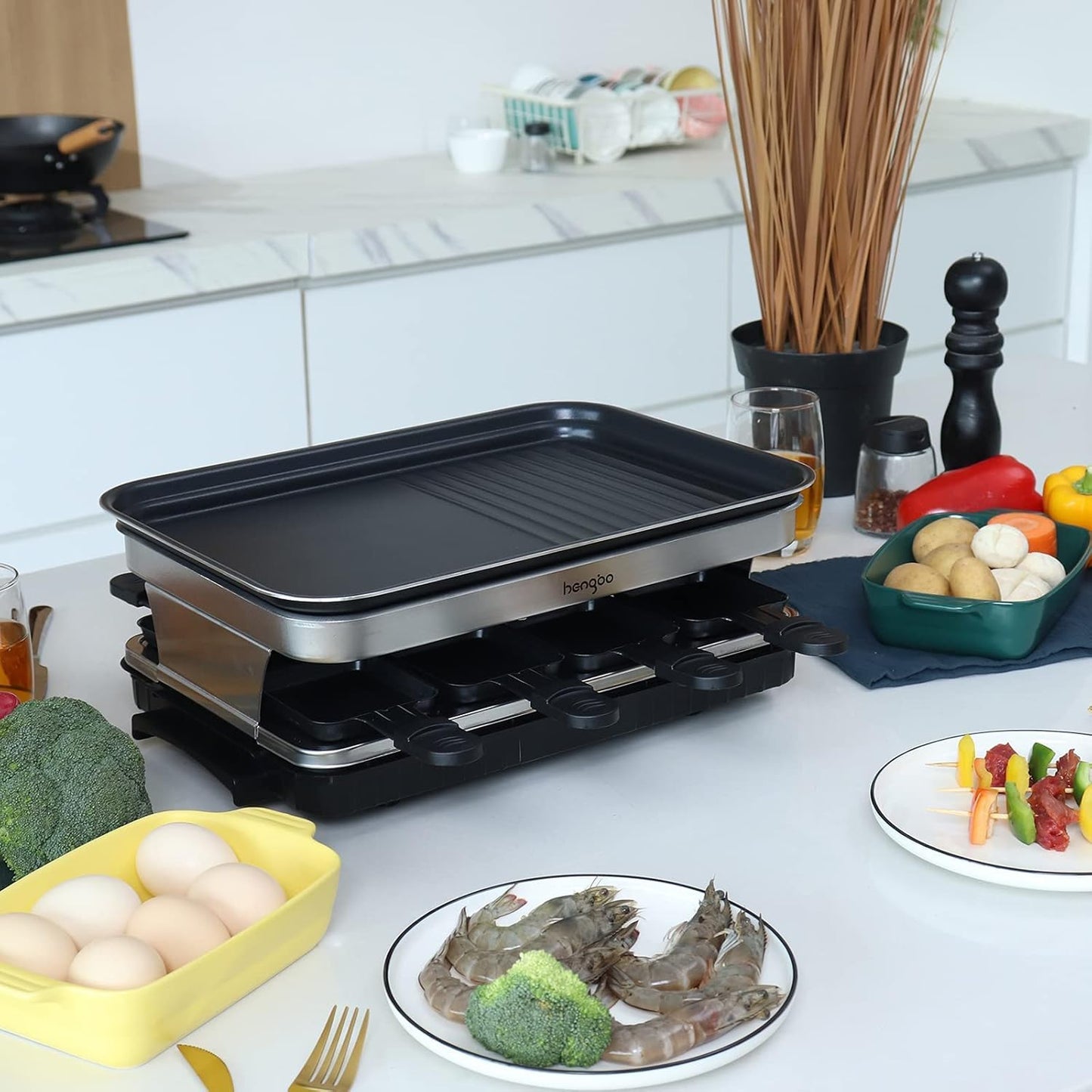 Appareil à raclette 8 personnes Grillplatte Antihaftbeschichtet, Raclette avec 8 Mini Raclette Pfännchen & 4 Holzspatel, Stufenlos Regulierbare Temperatur, 1500W, Edelstahl