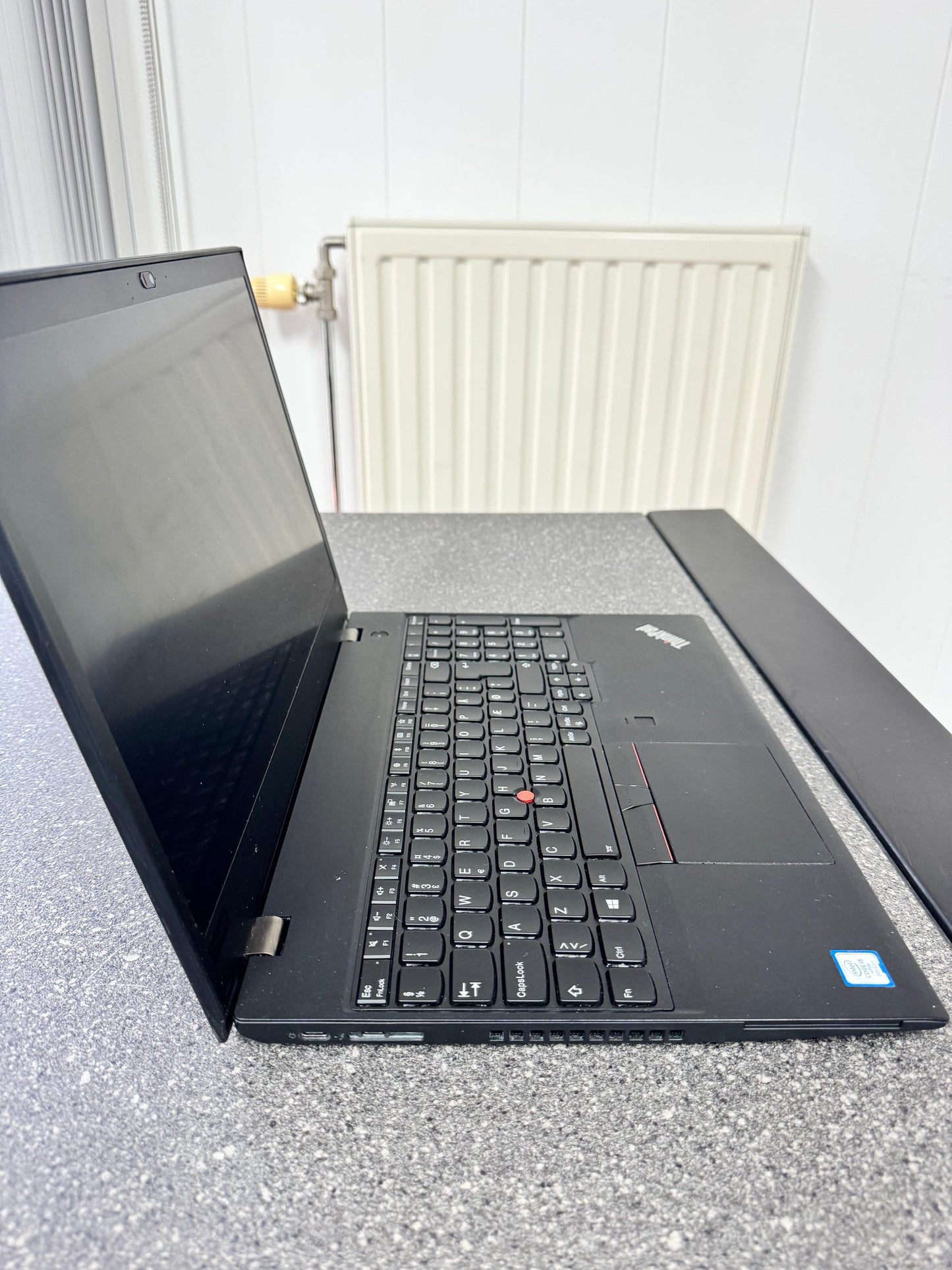 Lenovo Thinkpad T580 Core i5-8350U 1.7 GHz 8Gb Ram 256