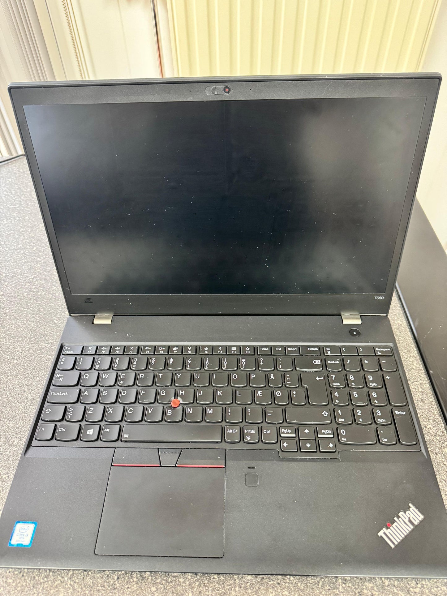 Lenovo Thinkpad T580 Core i5-8350U 1.7 GHz 8Gb Ram 256