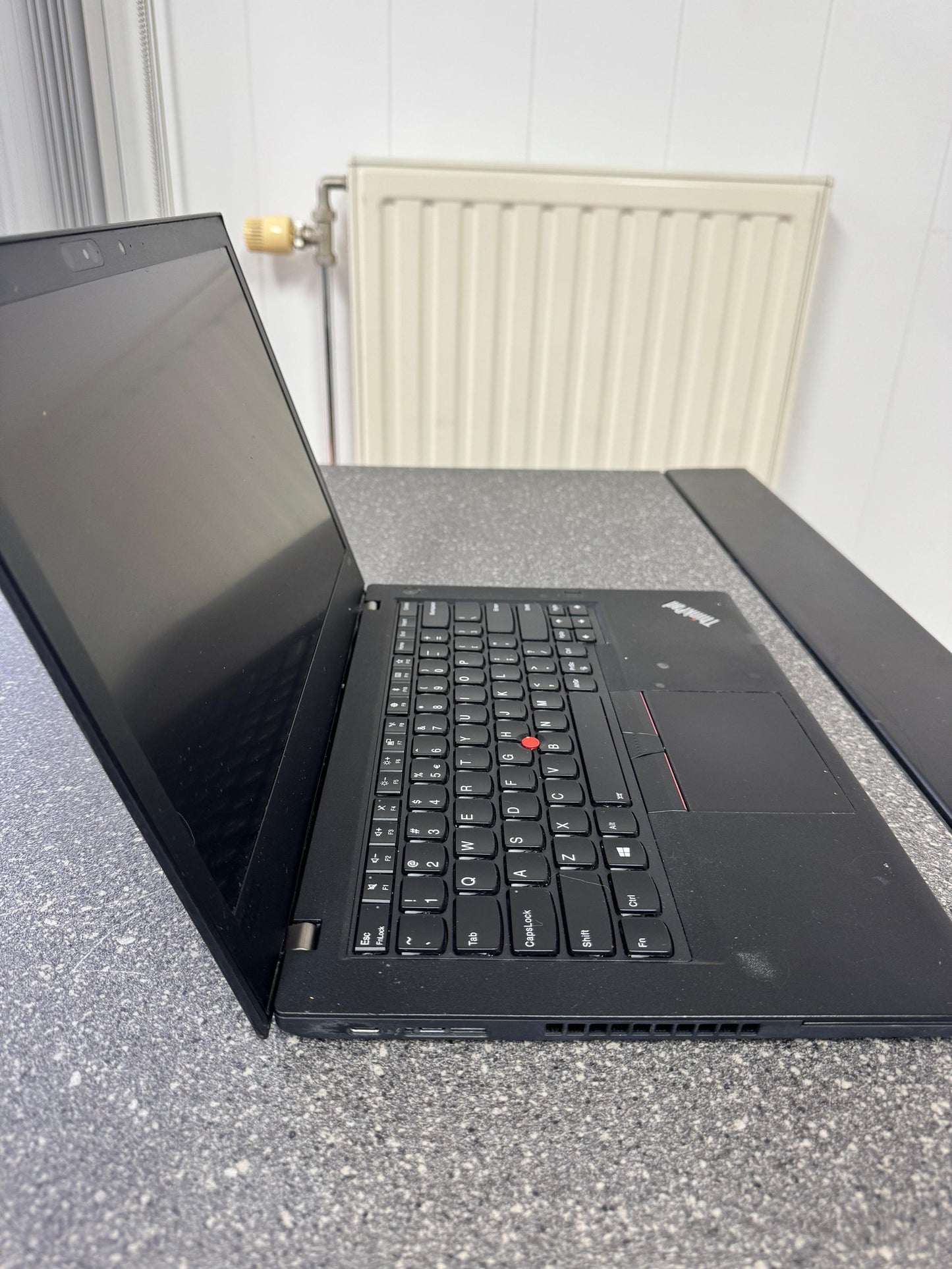 Lenovo Thinkpad T480 Core i5-8350U 1.7 GHz 16Gb Ram 256