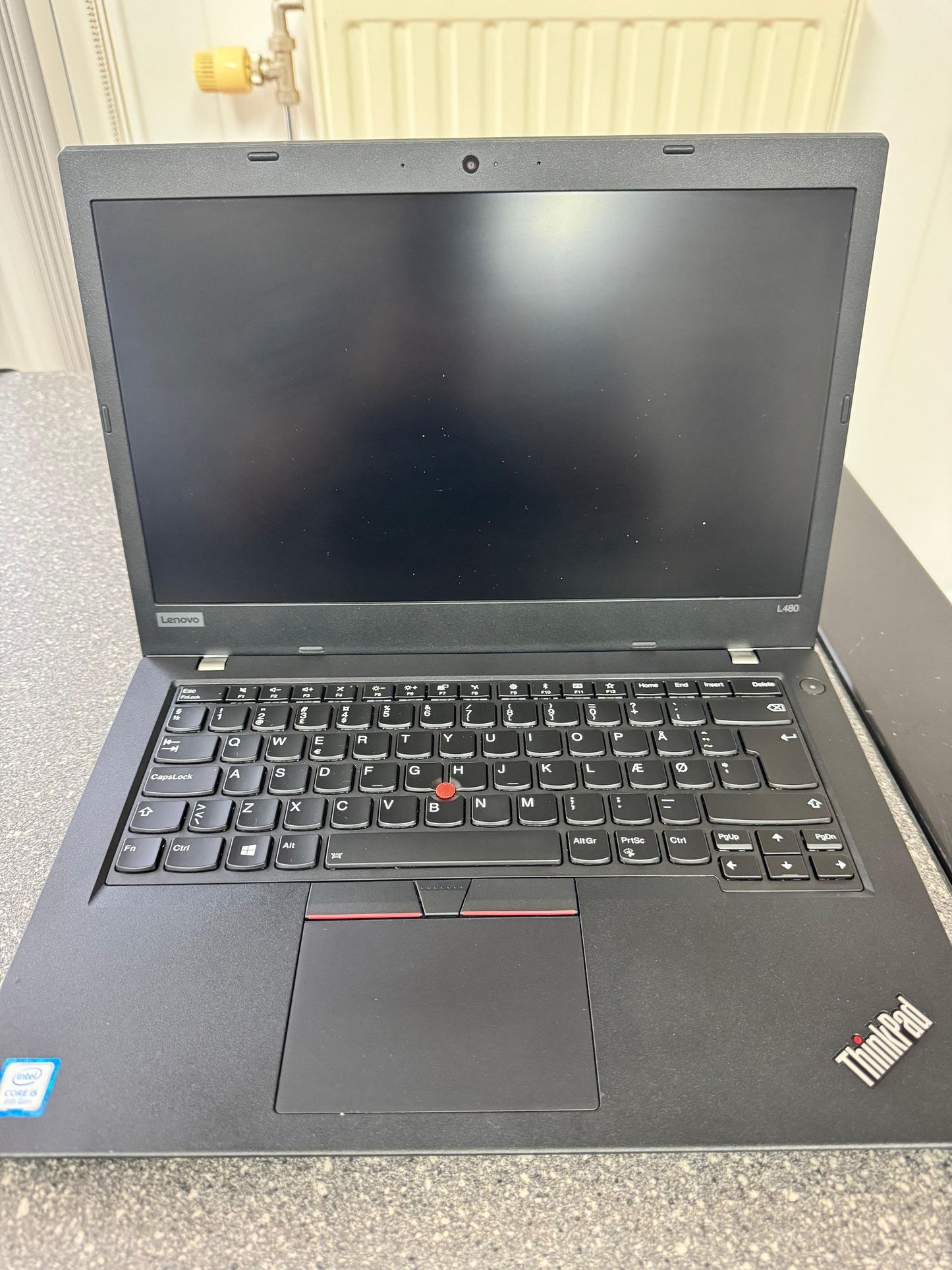 Lenovo Thinkpad L480 Intel(R) Core(TM) i5-8250U CPU @ 1.60GHz 1600 MHz 8Gb Ram 256