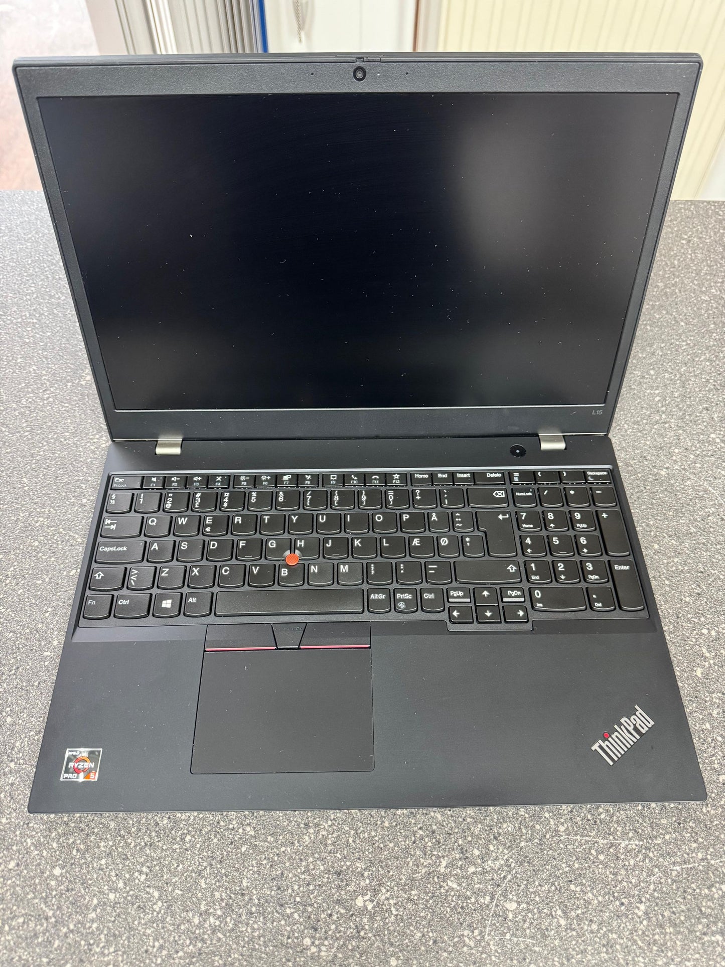 Lenovo Thinkpad L15 AMD Ryzen 5 PRO 4650U with Radeon Graphics 2.1 GHz 8 GB Ram- 256 GB