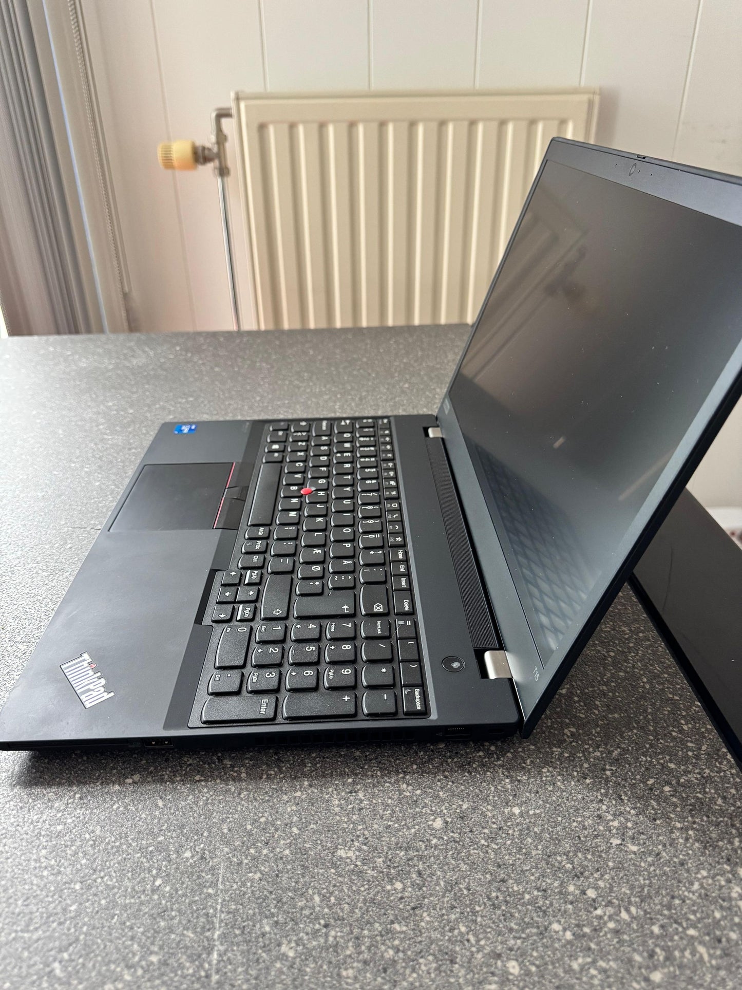 Lenovo Thinkpad T15 11th Gen Intel(R) Core(TM) i7-1185G7 @ 3.00GHz 3.0 GHz 16Gb Ram 500
