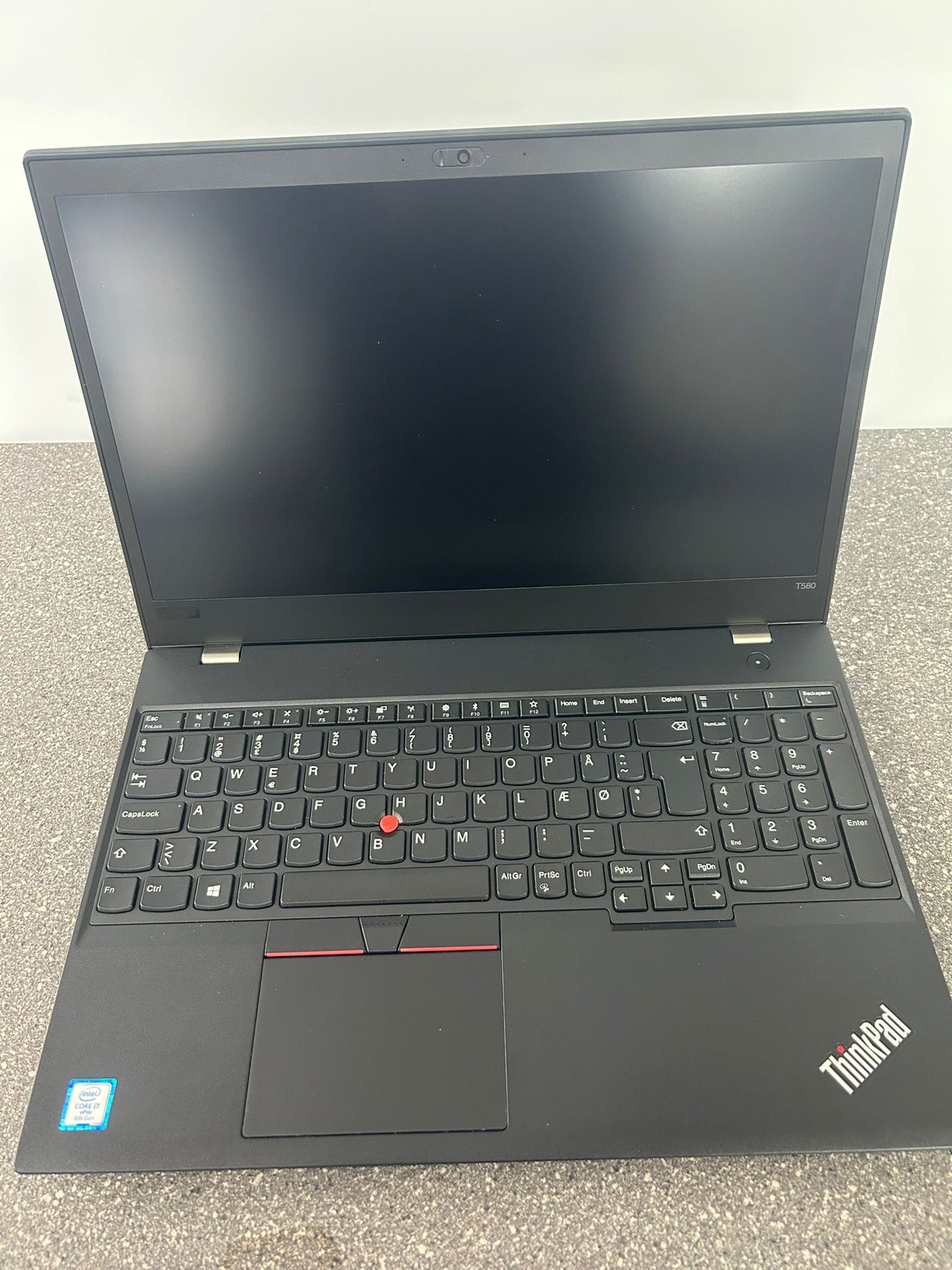 Lenovo Thinkpad T580 Intel Core 15'' 16GB 500G i7-8650U CPU @ 1.90GHz 1800 MHz