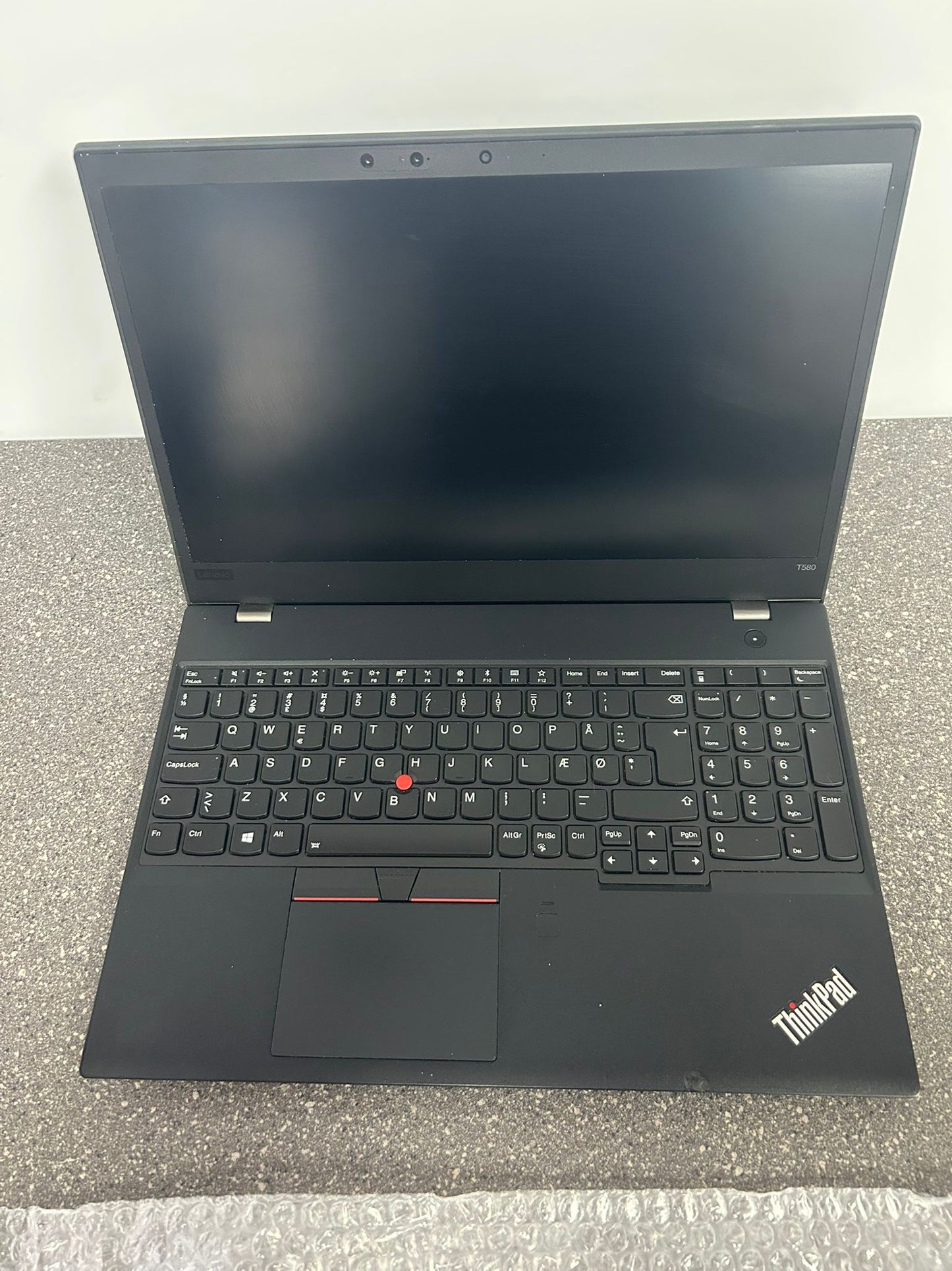 Lenovo Thinkpad T580 Intel Core 15'' 16GB 500G i7-8650U CPU @ 1.90GHz 1800 MHz