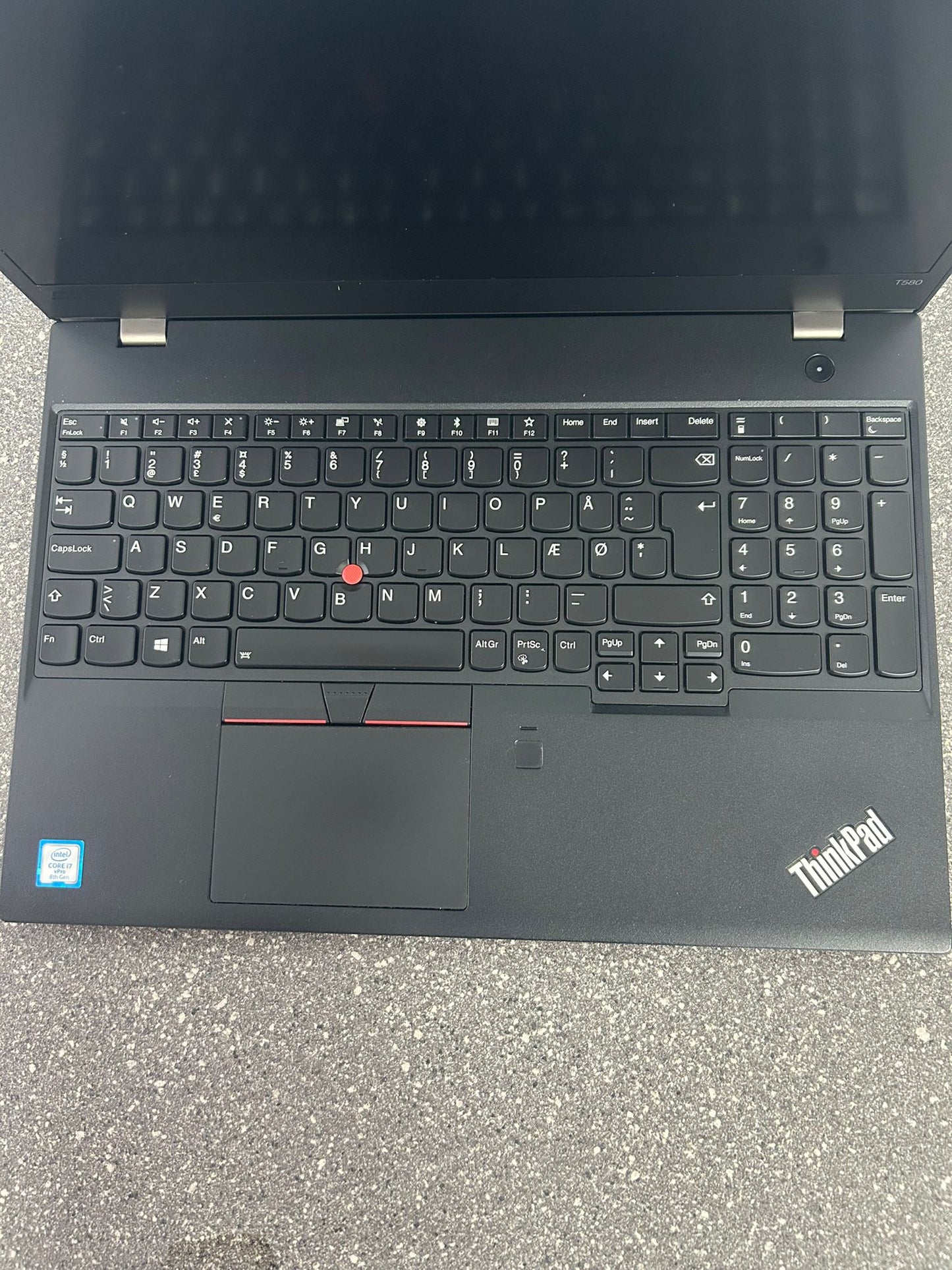 Lenovo Thinkpad T580 Intel Core 15'' 16GB 512G i7-8650U CPU @ 1.90GHz 1800 MHz