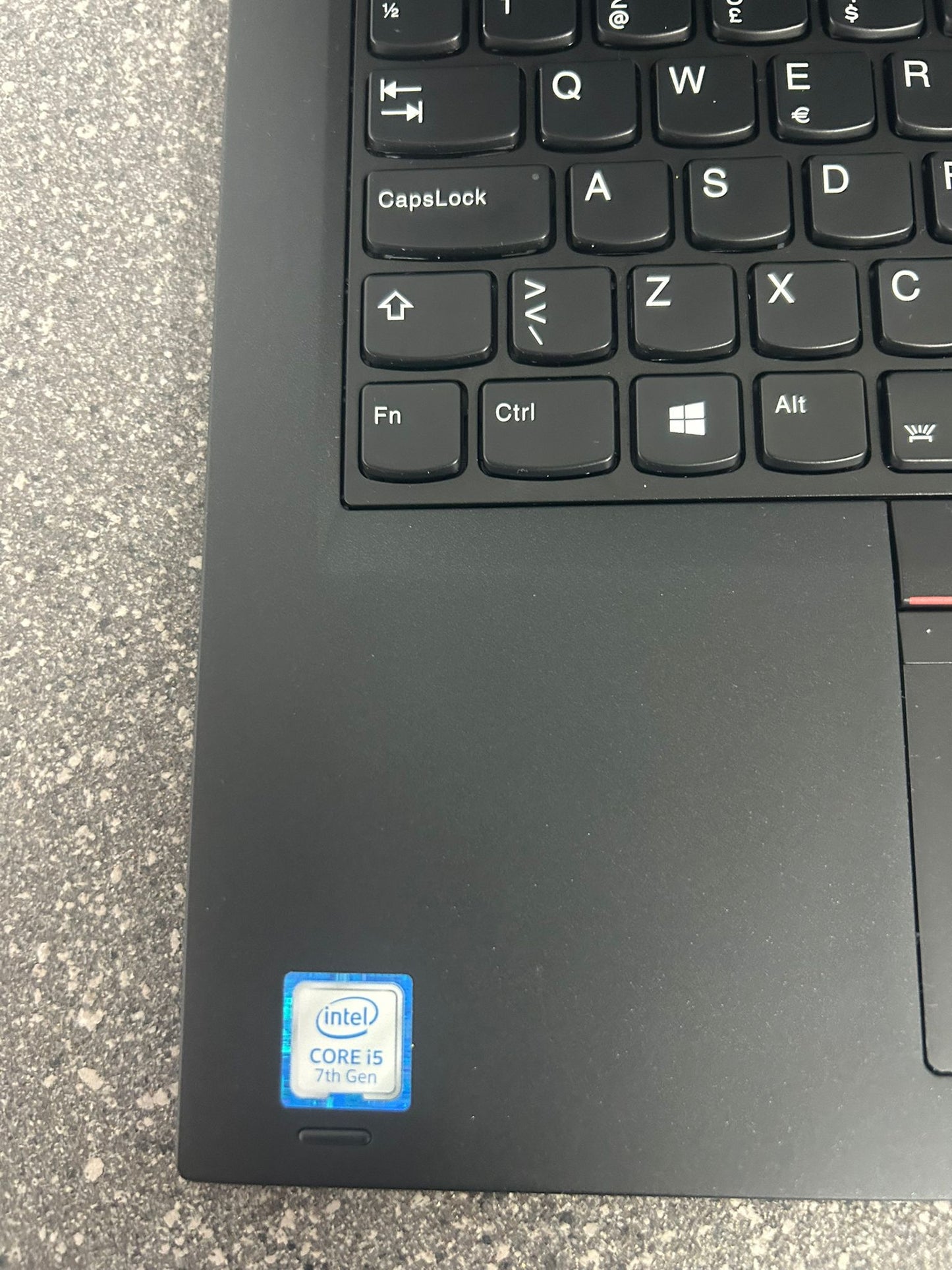 Lenovo Thinkpad Yoga370 Intel Core 13.3'' 8GB 256G i5-7200U CPU @ 1.90GHz 1800 MHz