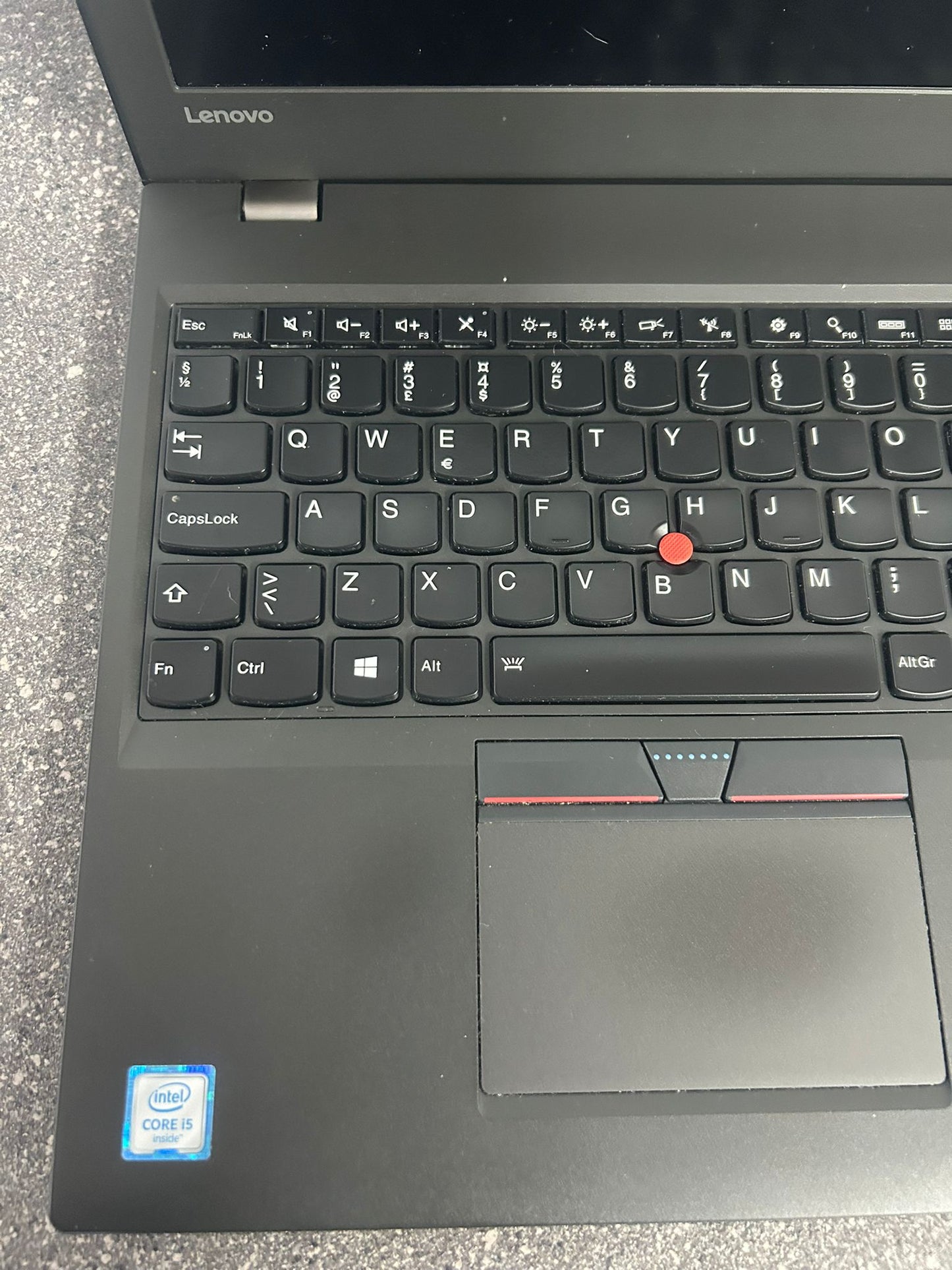 Lenovo Thinkpad Intel Core 15.6'' 8GB 256G i5-6200U CPU @ 1.90GHz 1800 MHz