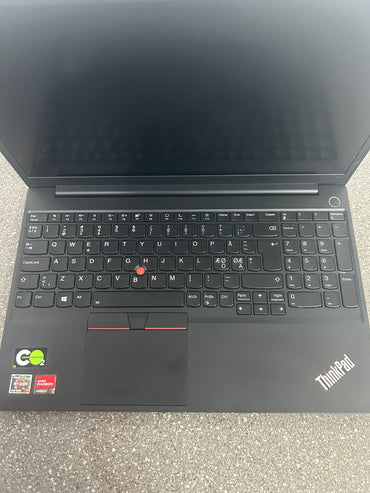 Lenovo Thinkpad L15 15'' AMD Ryzen 7 5700U 16GB 256G with Radeon Graphics 1800 MHz