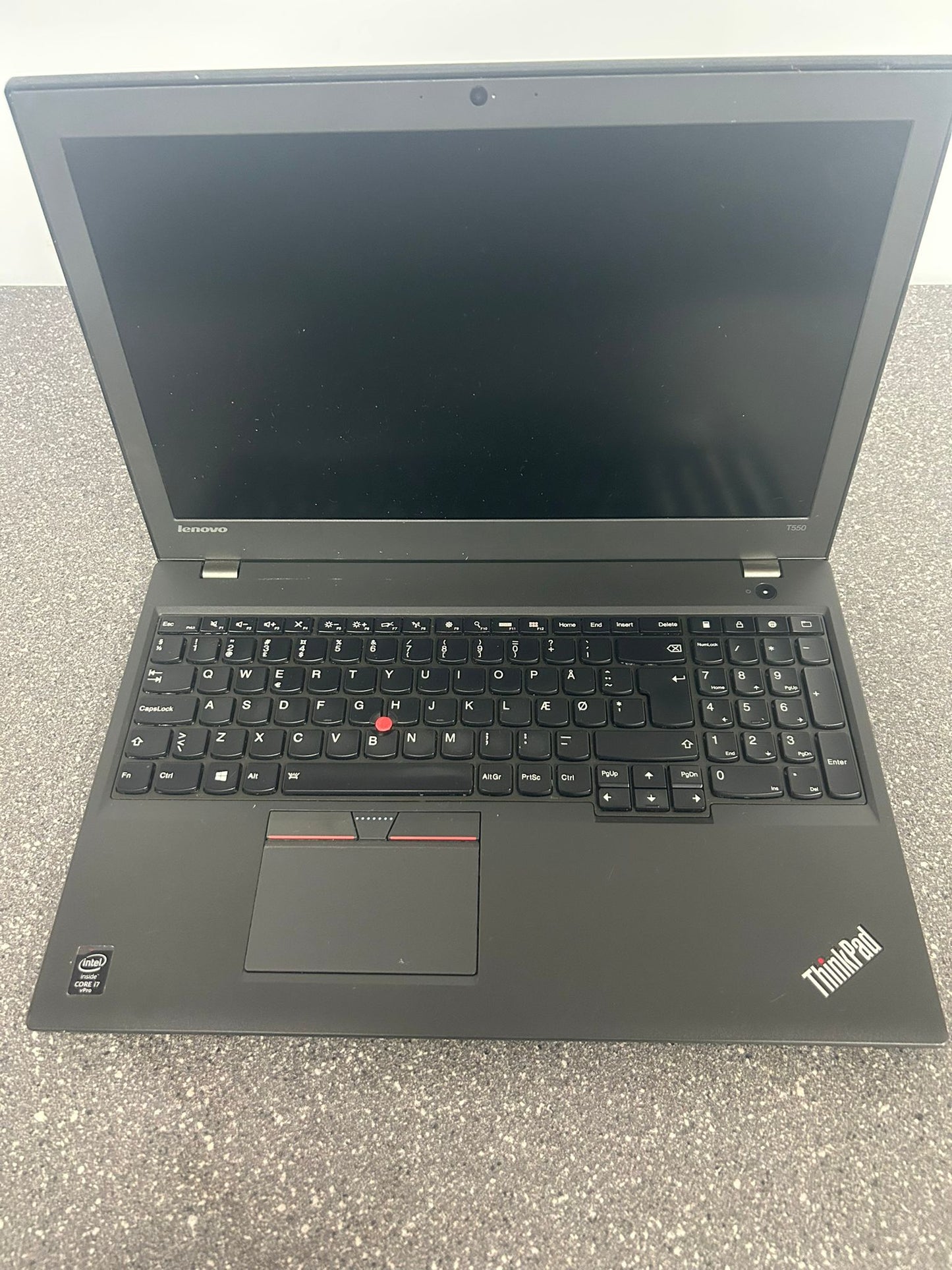Lenovo Thinkpad T550 Core 15.6'' 8GB 240GB i7-5600U CPU @ 2.60GHz 2.6 GHz