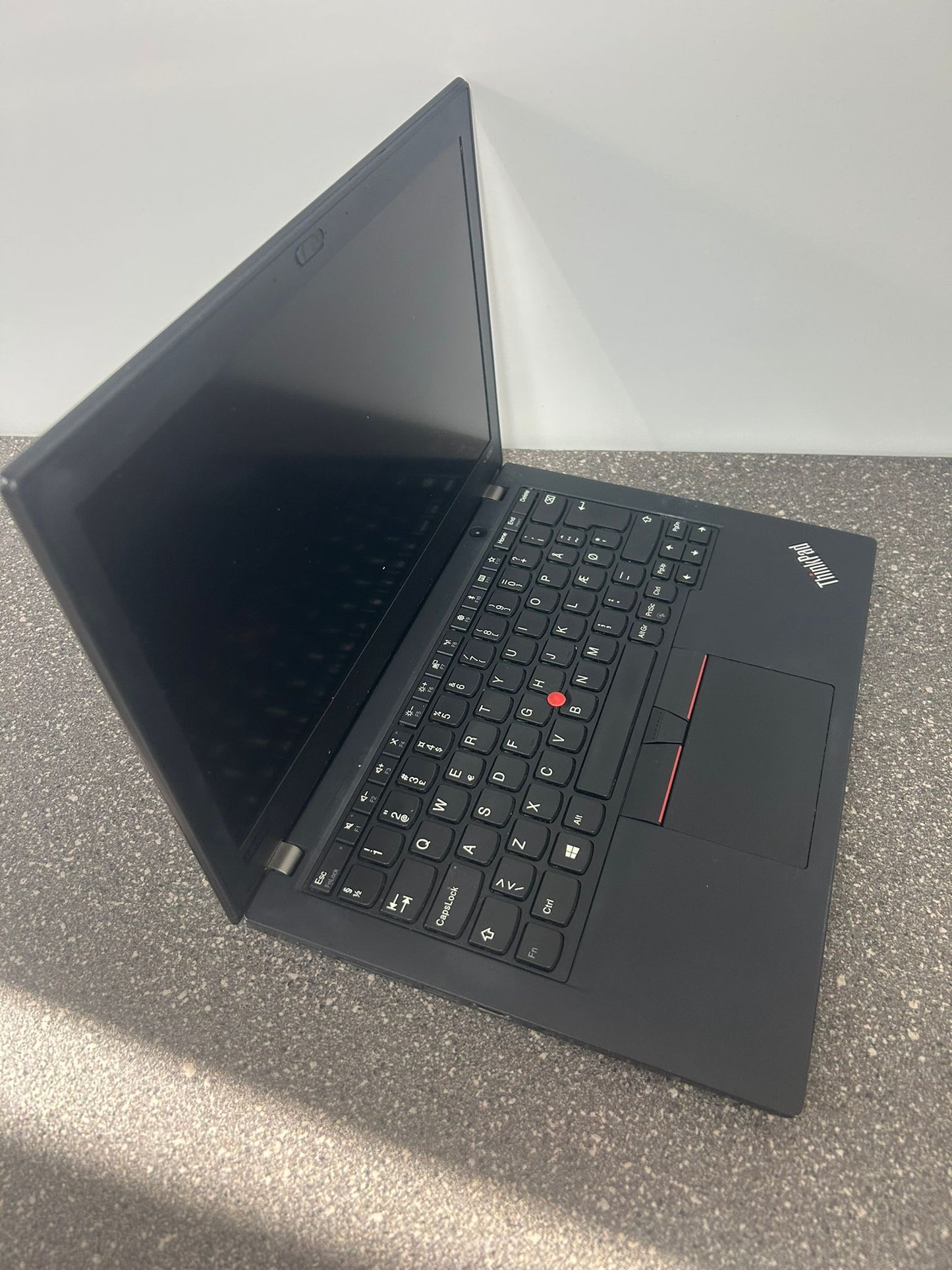 Lenovo Thinkpad T480s 14'' Intel(R) Core(TM) i5-8350U 16GB 256GB 1.7 GHz