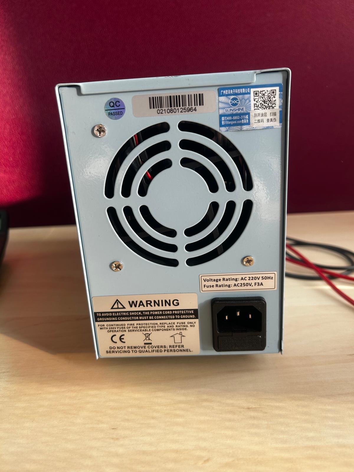 Sunshine P-3005A DC Power Supply, Geregeltes Gleichstromnetzteil (0–30 V, 0–5 A)