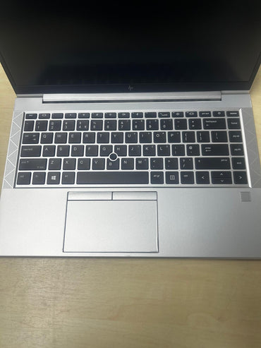 HP Notebook i5 11th gen 15.6'' 8 GB RAM 256 GB Windows 11 Pro Silber