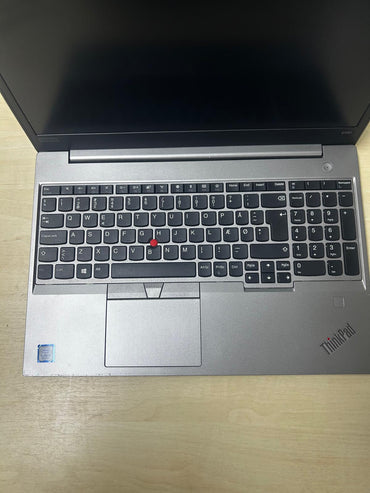 Lenovo ThinkPad E580 i5-8250U CPU @ 1.60GHz 1600 MHz RAM 8GB RAM 256GB 15.6'' Notebook
