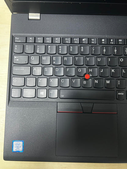 LENOVO Thinkpad T580 Intel Core  i7-8650U  16 GB RAM 500 GB M.2 SSD 15'' Notebook