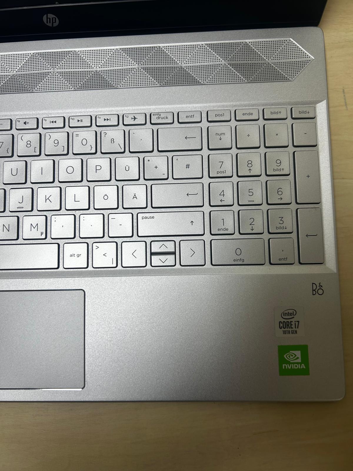 HP Pavilion 15-cs3170ng Intel i7 1065G7 10. Gen 16 GB RAM 512 GB M.2 SSD 15.6'' Notebook
