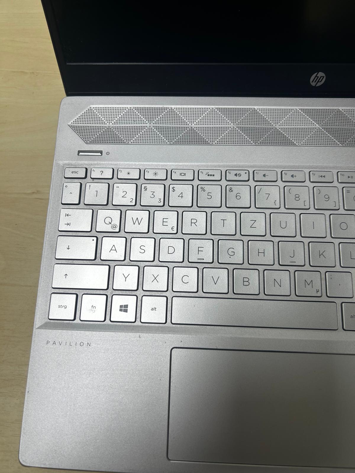 HP Pavilion 15-dw1300ng Intel i5 10210U 10. Gen 32 GB RAM 512 GB M.2 SSD 15.6'' Notebook