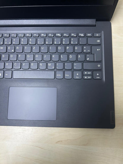 LENOVO V14 ADA  82C6 AMD 3020E 8 GB RAM 500 GB SSD 14'' Notebook