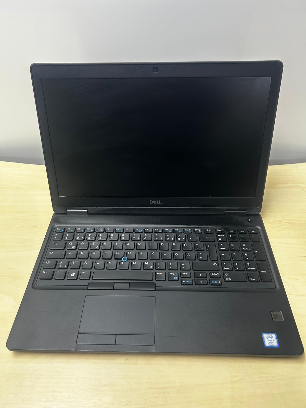 DELL LATITUDE 5590 Intel i5 8350U 16 GB 256 GB SSD 15.6'' Notebook