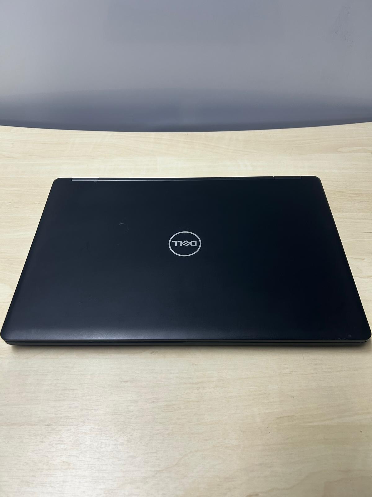 DELL LATITUDE 5590 Intel i5 8350U 16 GB 256 GB SSD 15.6'' Notebook
