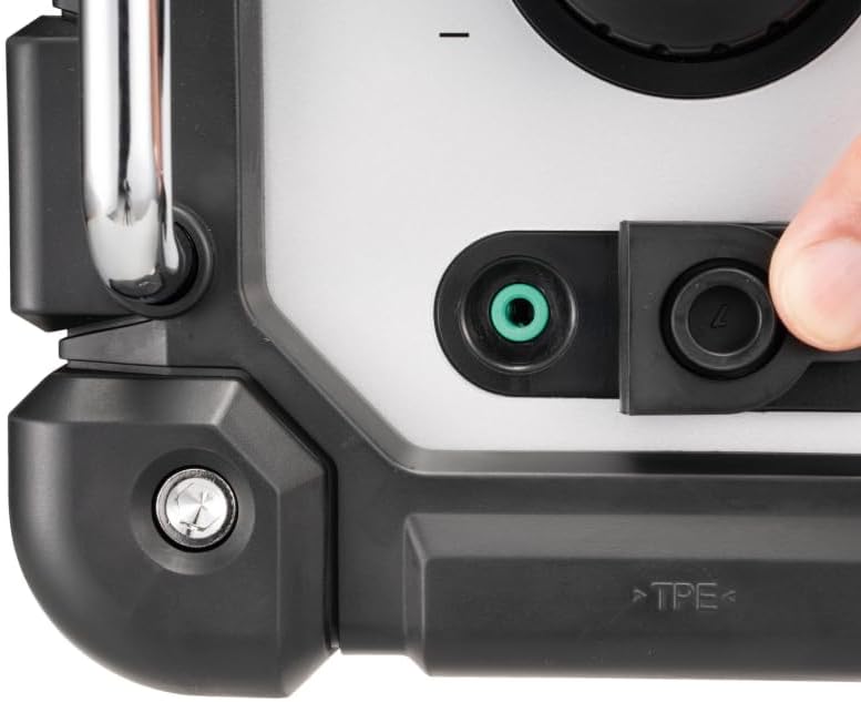 Makita DMR115 Akku-Baustellenradio (ohne Akku, ohne Ladegerät), Türkis, Schwarz, Silber GEBRAUCHT