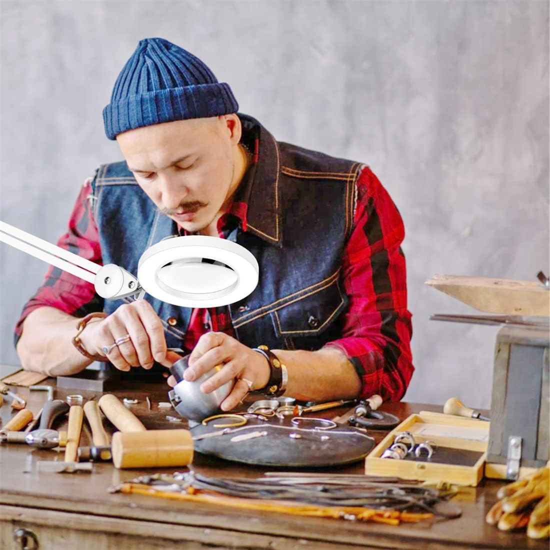 Soltiik Lupenlampe – Lupe mit 5 Dioptrien Licht – mit Klemme, Schwenkarm, dimmbar, 3 Farbmodi, 105 mm Glaslinse – Licht zum Lesen