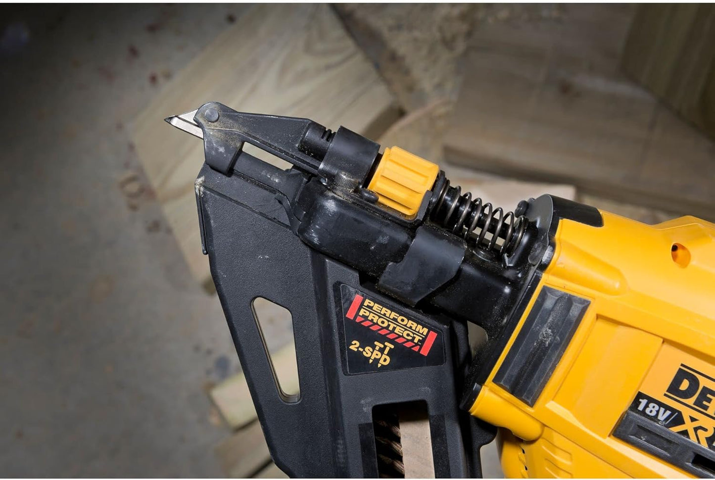 DEWALT Akku-Nagler, 1 Stück, gelb;Schwarz, DCN693 GEBRAUCHT