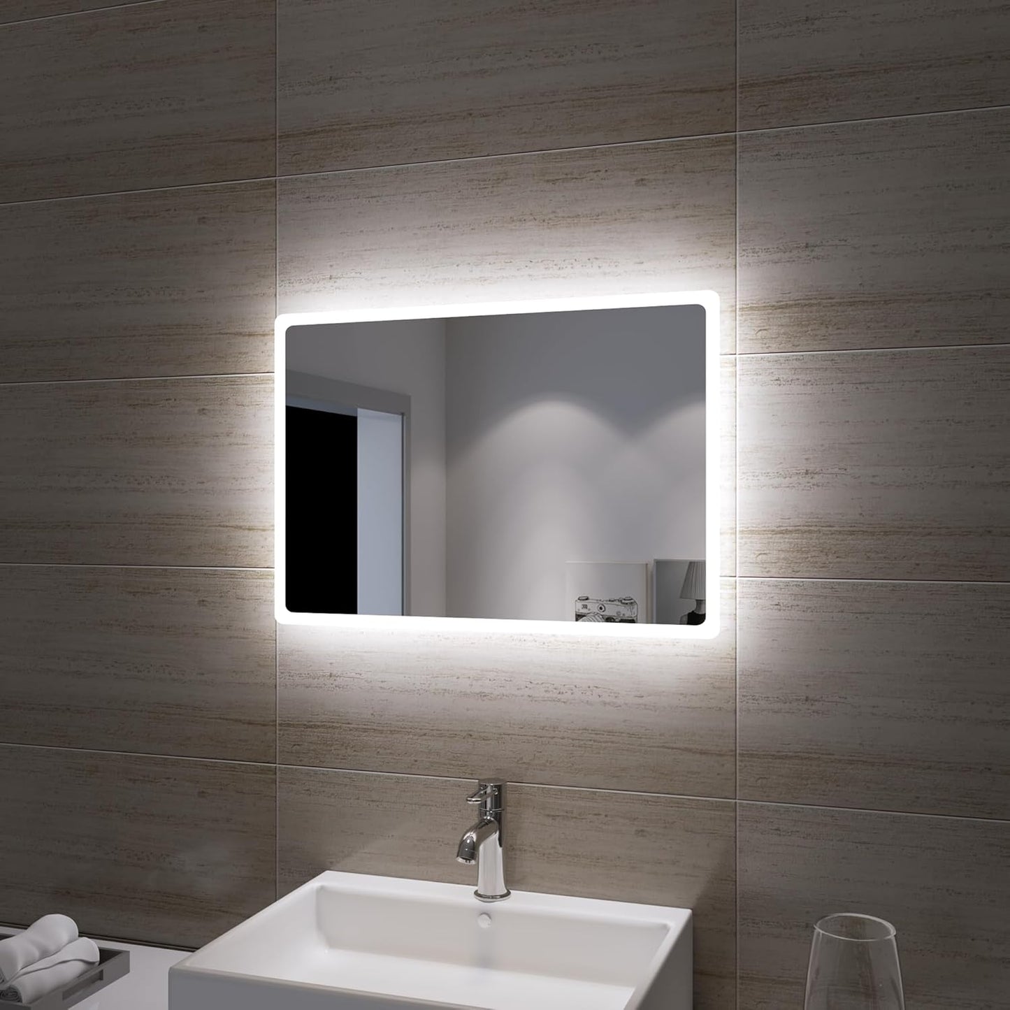 Miroir mural LED Sonni Badezimmer, rectangulaire avec éclairage LED, blanc, IP44, économie d'énergie [Classe énergétique E]