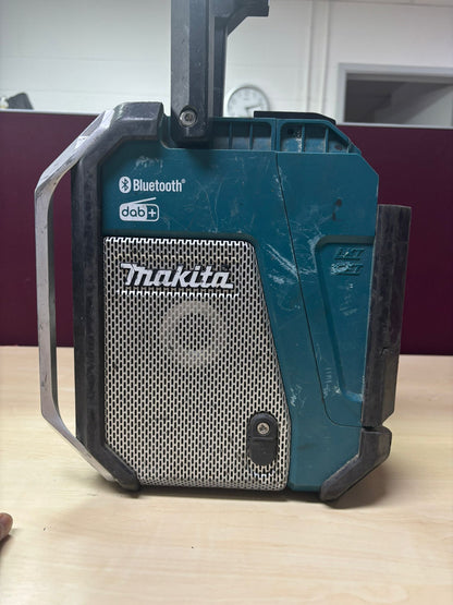 Makita DMR115 Akku-Baustellenradio (ohne Akku, ohne Ladegerät), Türkis, Schwarz, Silber GEBRAUCHT