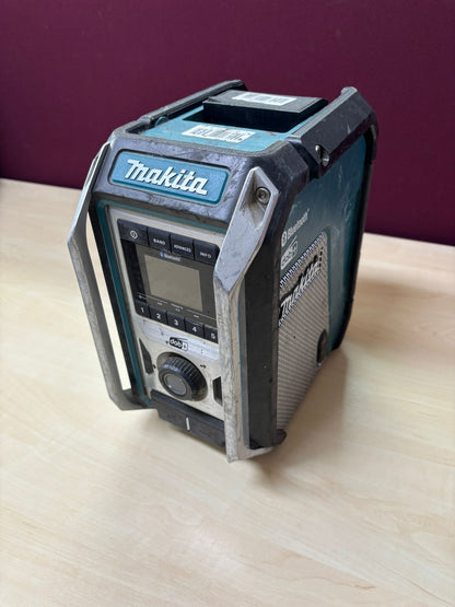Makita DMR115 Akku-Baustellenradio (ohne Akku, ohne Ladegerät), Türkis, Schwarz, Silber GEBRAUCHT