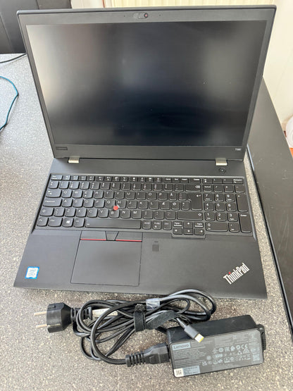 Lenovo Thinkpad T580 Intel(R) Core(TM) i5-8250U CPU @ 1.60GHz 1600 MHz 65W Lenovo Charger