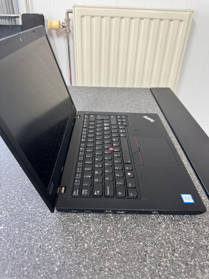 Lenovo Thinkpad L490 Intel(R) Core(TM) i5-8265U CPU @ 1.60GHz 1.5 GHz 8Gb Ram 256 Lenovo 65W Charger