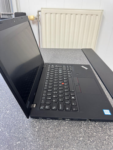 Lenovo Thinkpad L490 Intel(R) Core(TM) i5-8265U CPU @ 1.60GHz 1.5 GHz Lenovo 65W Charger