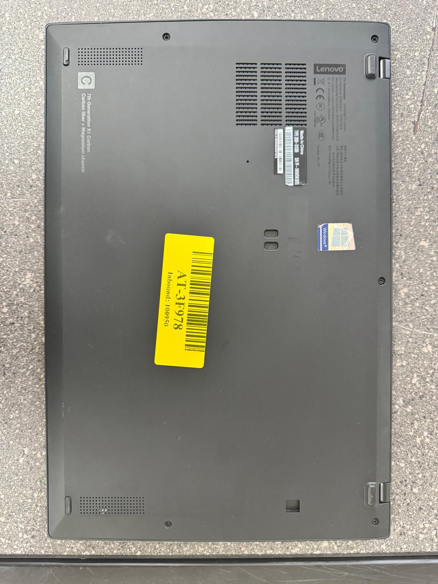 Lenovo Thinkpad X1 Carbon Intel(R) Core(TM) i5-8265U CPU @ 1.60GHz 1.5 GHz 16Gb Ram 512 Lenovo 65W Charger