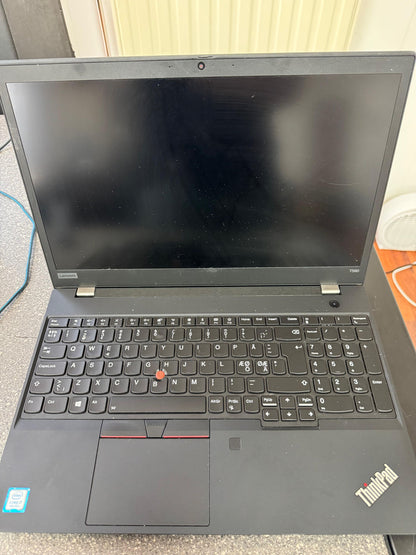 Lenovo Thinkpad T590 Intel(R) Core(TM) i7-8565U CPU @ 1.80GHz 1800 MHz 16Gb Ram 256