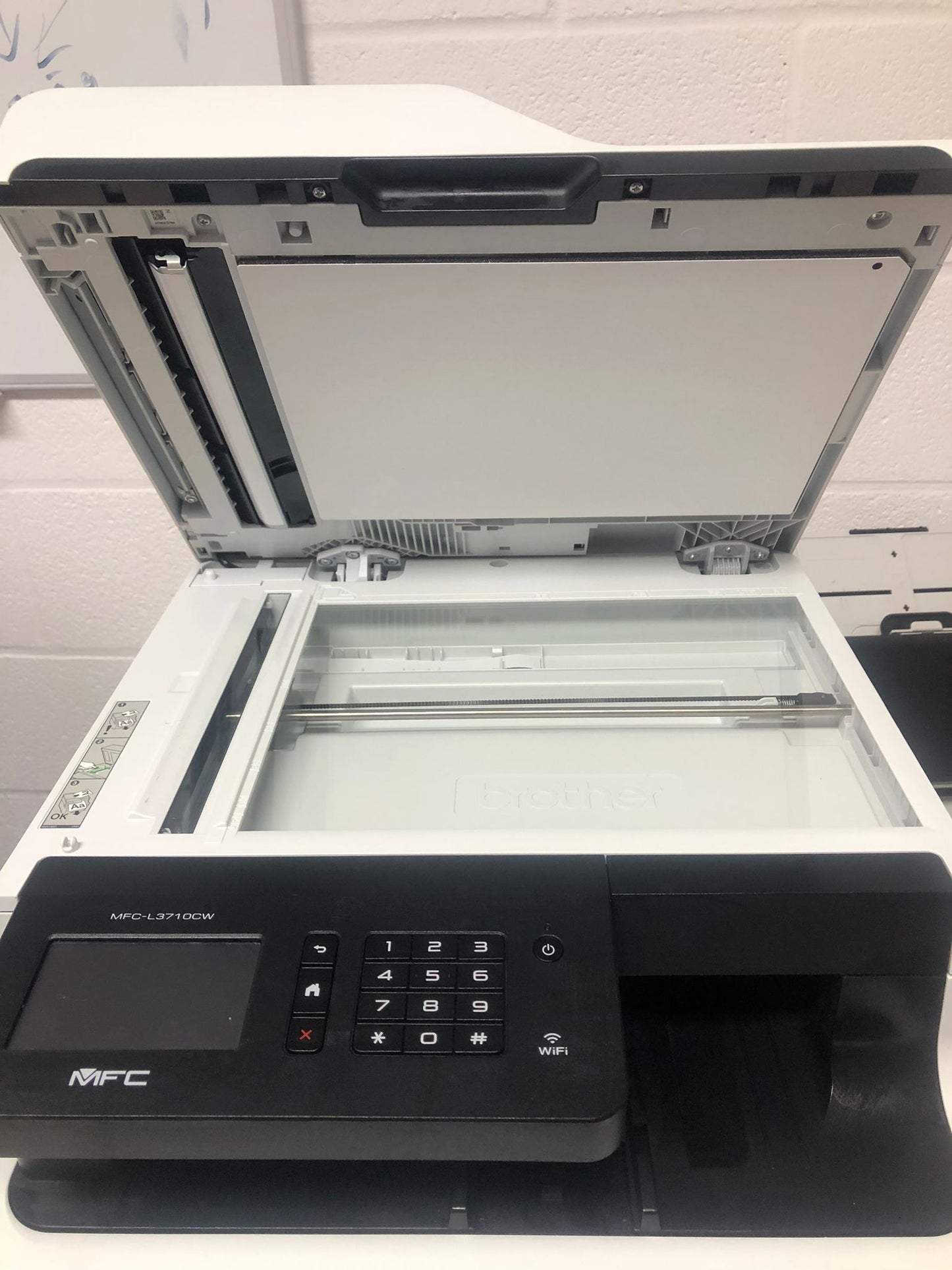 Imprimante multifonction 4 en 1 Brother MFC-L3710CW