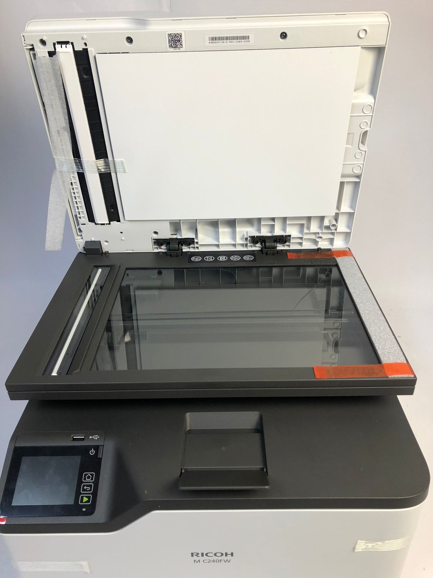 Imprimante multifonction laser couleur 4 en 1 RICOH M C240FW blanche