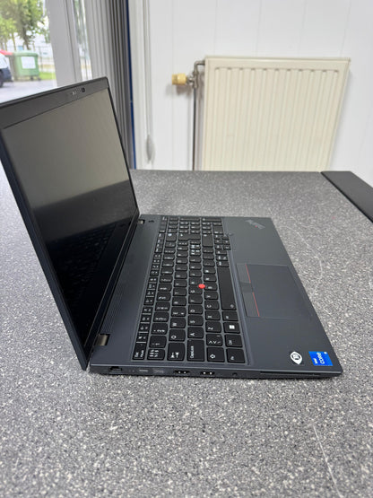 Lenovo Thinkpad L15 12th Gen Intel(R) Core(TM) i5-1235U 1300 MHz 16Gb Ram 256