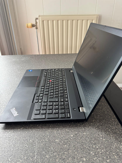 Lenovo Thinkpad T15 11th Gen Intel(R) Core(TM) i7-1185G7 @ 3.00GHz 3.0 GHz 16Gb Ram 500