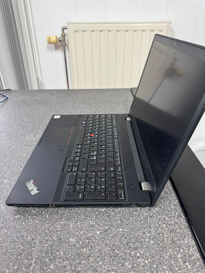 Lenovo Thinkpad T15 Intel(R) Core(TM) i7-10610U CPU @ 1.80GHz 1800 MHz 16Gb Ram 500