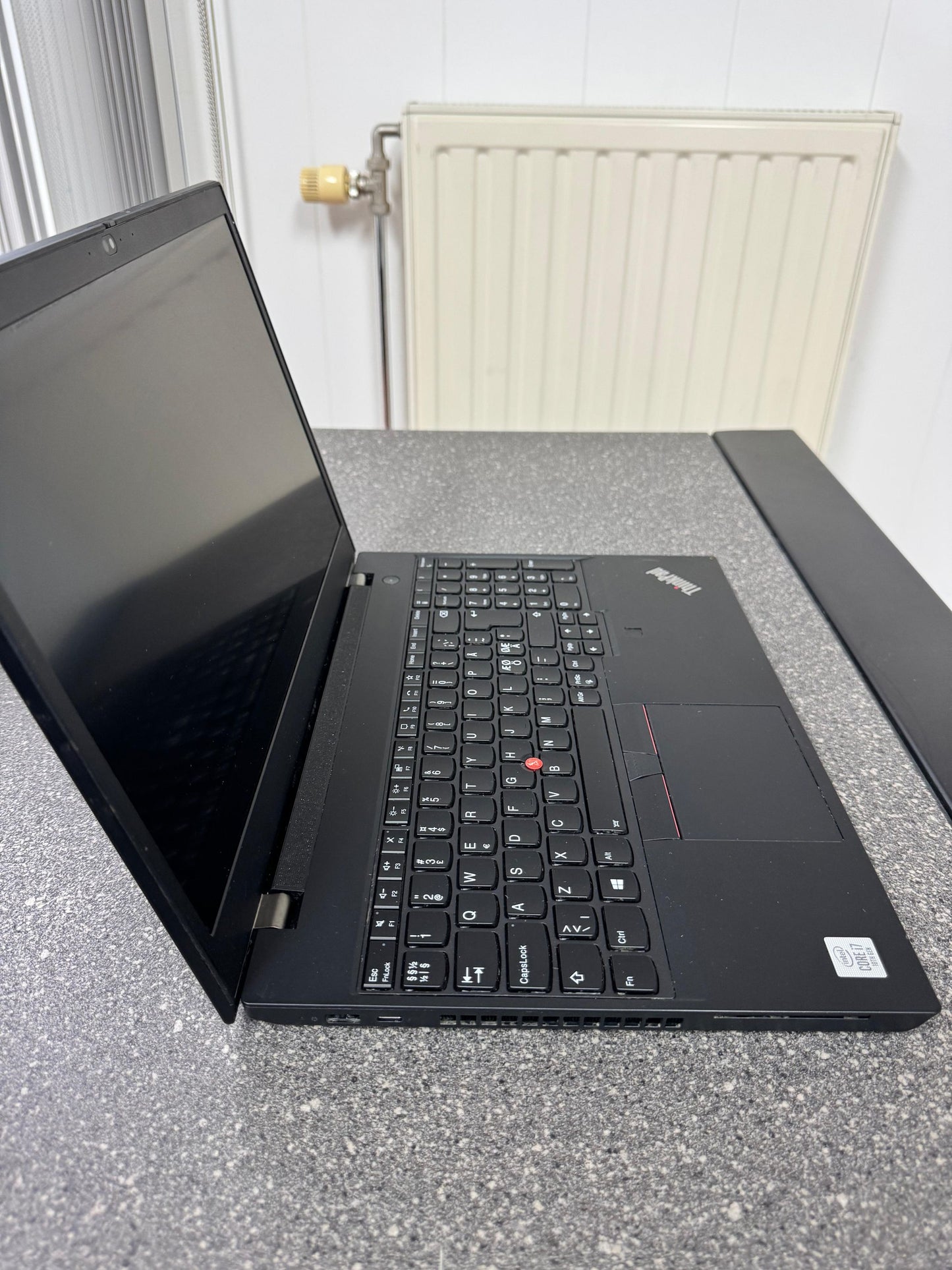 Lenovo Thinkpad T15P Intel(R) Core(TM) i7-10750H CPU @ 2.60GHz 2,6 Ghz 16Gb Ram 512