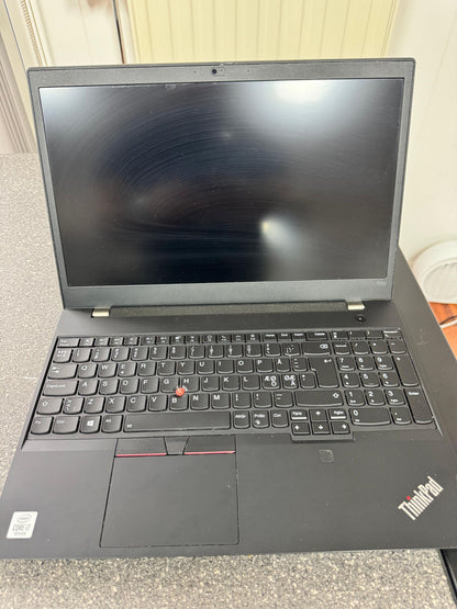 Lenovo Thinkpad T15P Intel(R) Core(TM) i7-10750H CPU @ 2.60GHz 2,6 Ghz 16Gb Ram 512