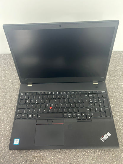 Lenovo Thinkpad  Intel Core 15.6'' 8GB 256G i5-7200U  CPU @ 1.90GHz 1800 MHz