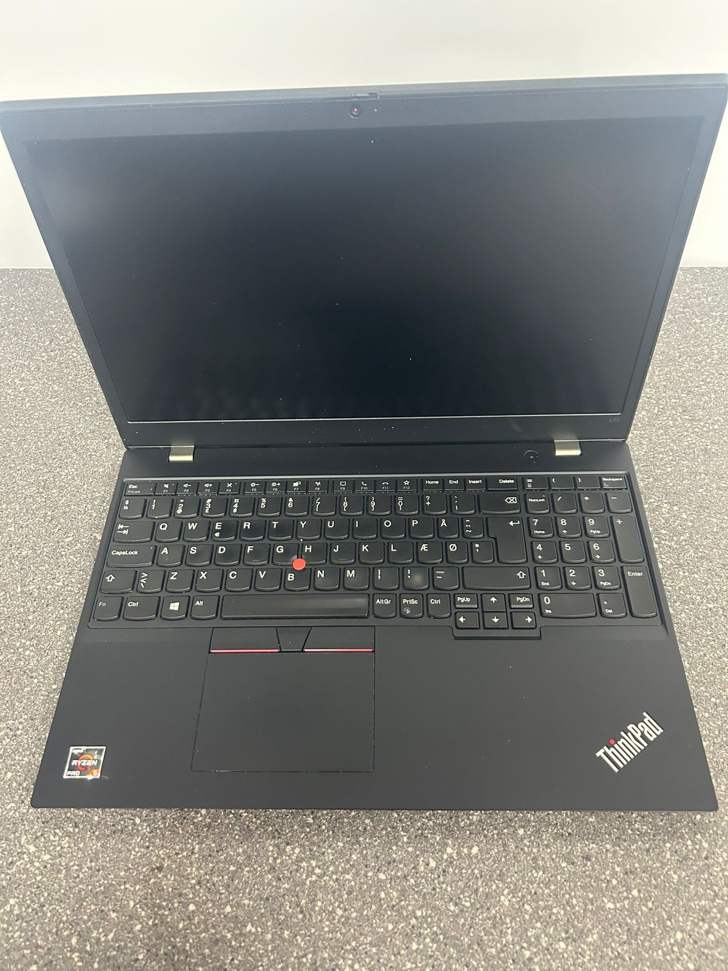 Lenovo Thinkpad L15 15'' AMD Ryzen 5 PRO 4650U 8GB 256G  with Radeon Graphics 2.1 GHz