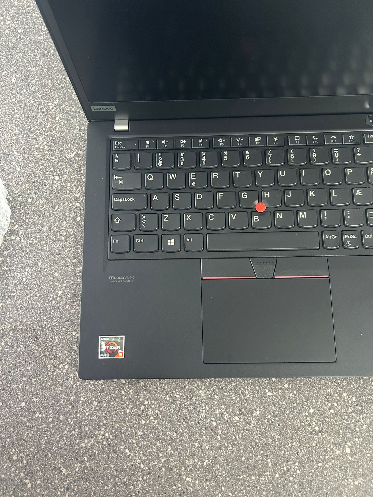 Lenovo Thinkpad Gen1 13.3'' AMD Ryzen 5 PRO 4650U 8GB 256G  with Radeon Graphics 2.1 GHz