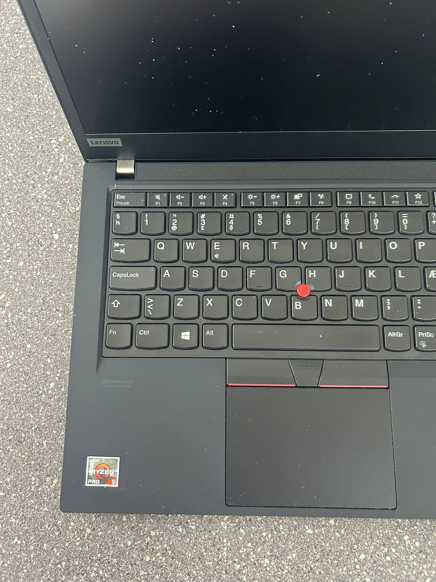 Lenovo Thinkpad T14 14'' AMD Ryzen 5 PRO 4650U 8GB 256G  with Radeon Graphics 2.1 GHz