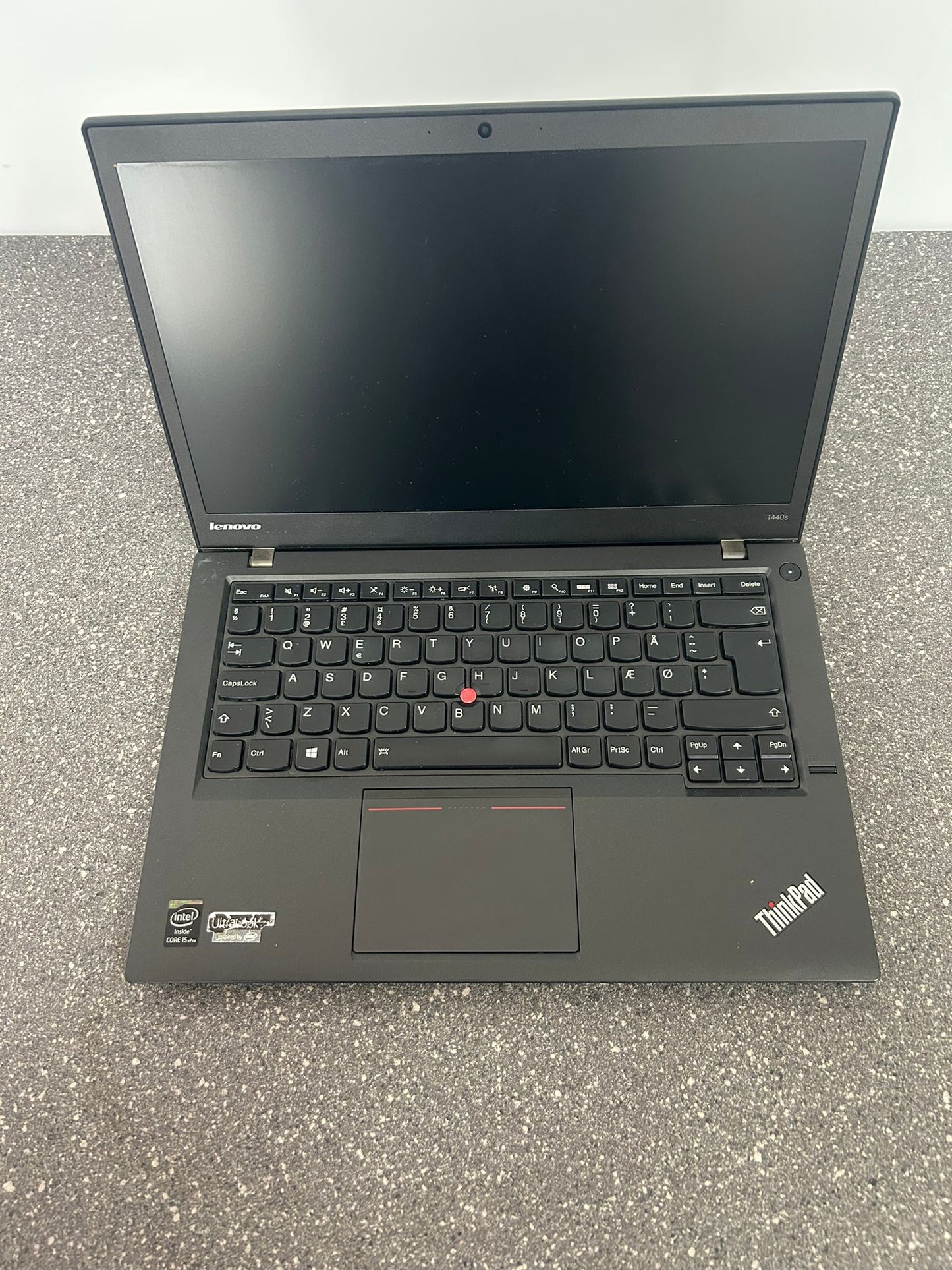 Lenovo Thinkpad T440s 14'' Intel(R) Core(TM) i5-4300U 8GB 150G  CPU @ 1.90GHz 1900 MHz
