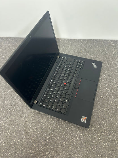 Lenovo Thinkpad T495 14''  AMD Ryzen 5 PRO 3500U 8GB 256G  w/ Radeon Vega Mobile Gfx 2.1 GHz
